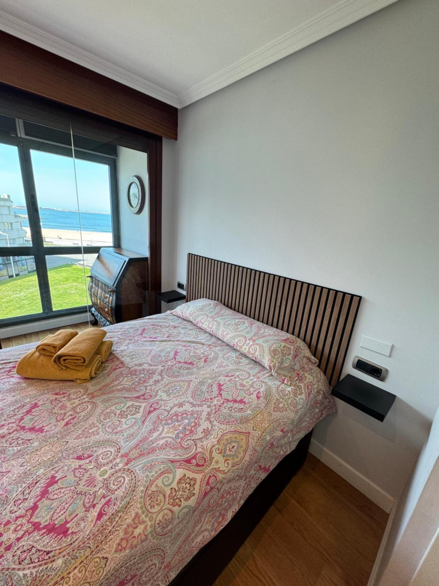 Primera Linea Playa+Parking Gratis Хихон Екстериор снимка